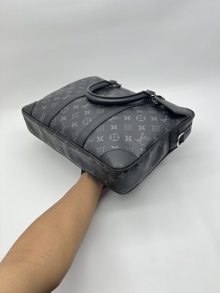 Louis Vuitton Porte Documents Voyage Monogram Eclipse SHW