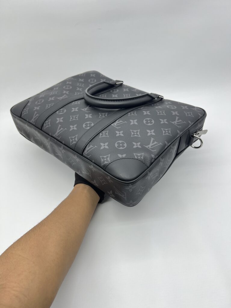 Louis Vuitton Porte Documents Voyage Monogram Eclipse SHW