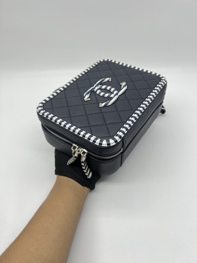 Chanel Filigree Vanity Caviar Black Navy White SHW