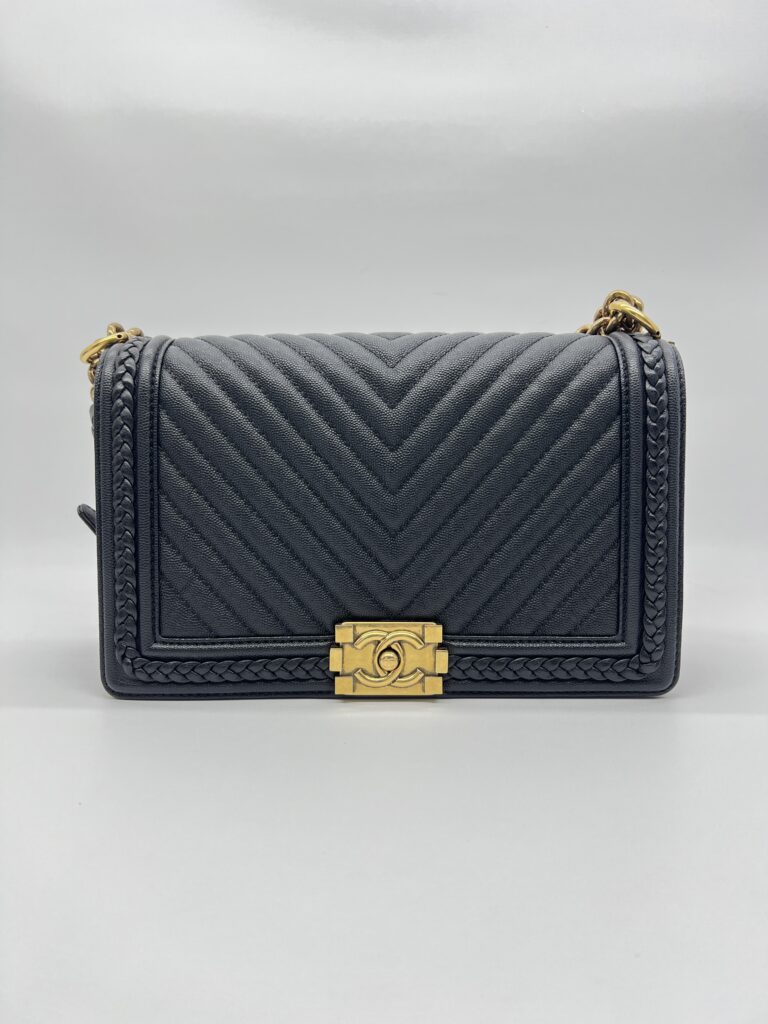 Chanel Boy 28 Caviar Black GHW