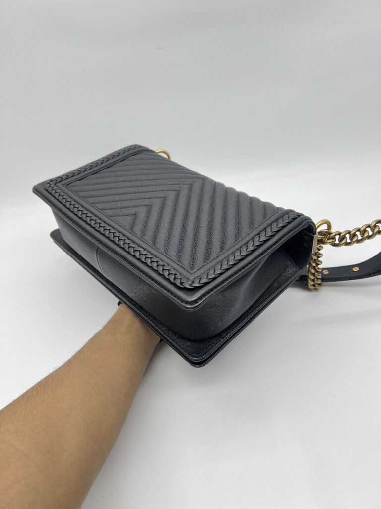 Chanel Boy 28 Caviar Black GHW