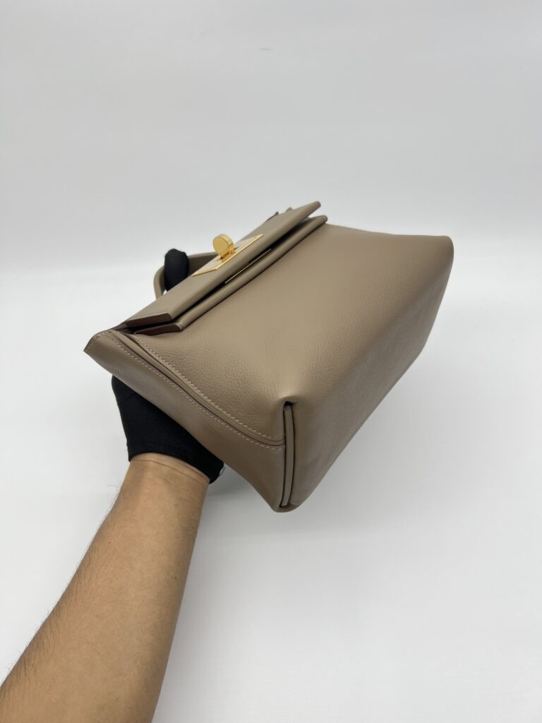 Hermes 24/24 - 21 Veau Swift Etoupe GHW