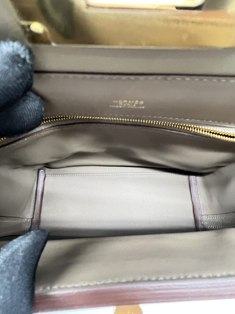 Hermes 24/24 - 21 Veau Swift Etoupe GHW