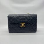 Chanel Classic Maxi Single Flap Lambskin Black GHW