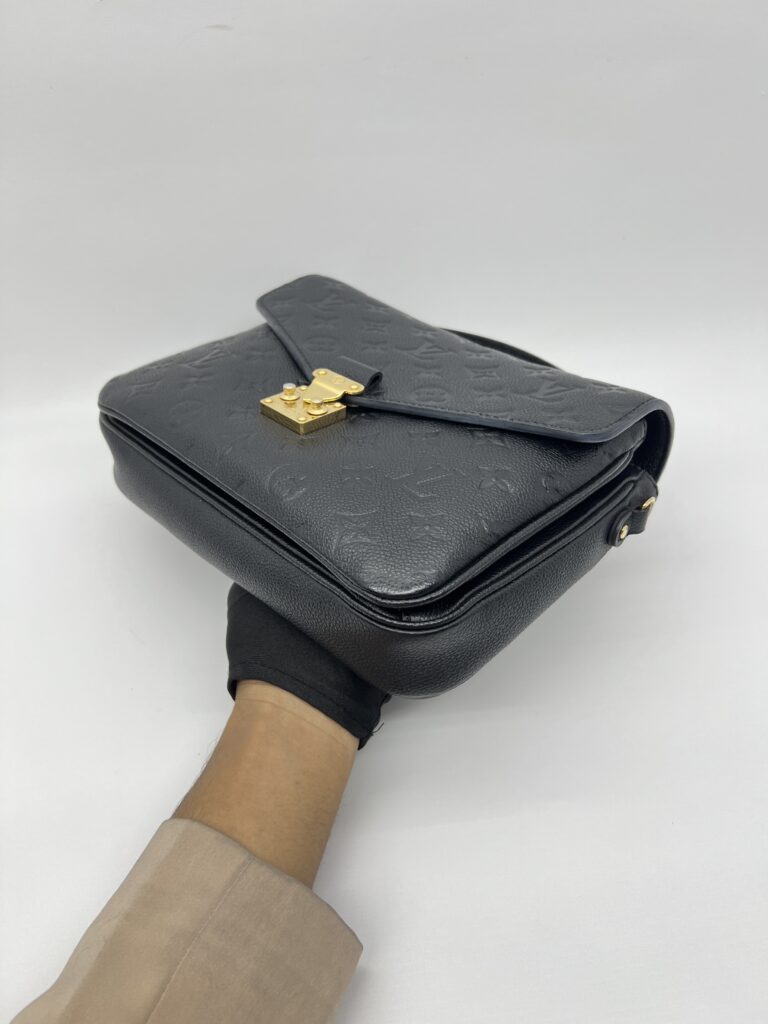 Louis Vuitton Metis MM Monogram Empreinte Noir GHW