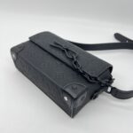 Louis Vuitton Steamer Wearable Wallet Monogram Taurillon Black