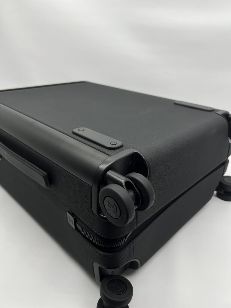 Louis Vuitton Horizon 55 Aerogram Black