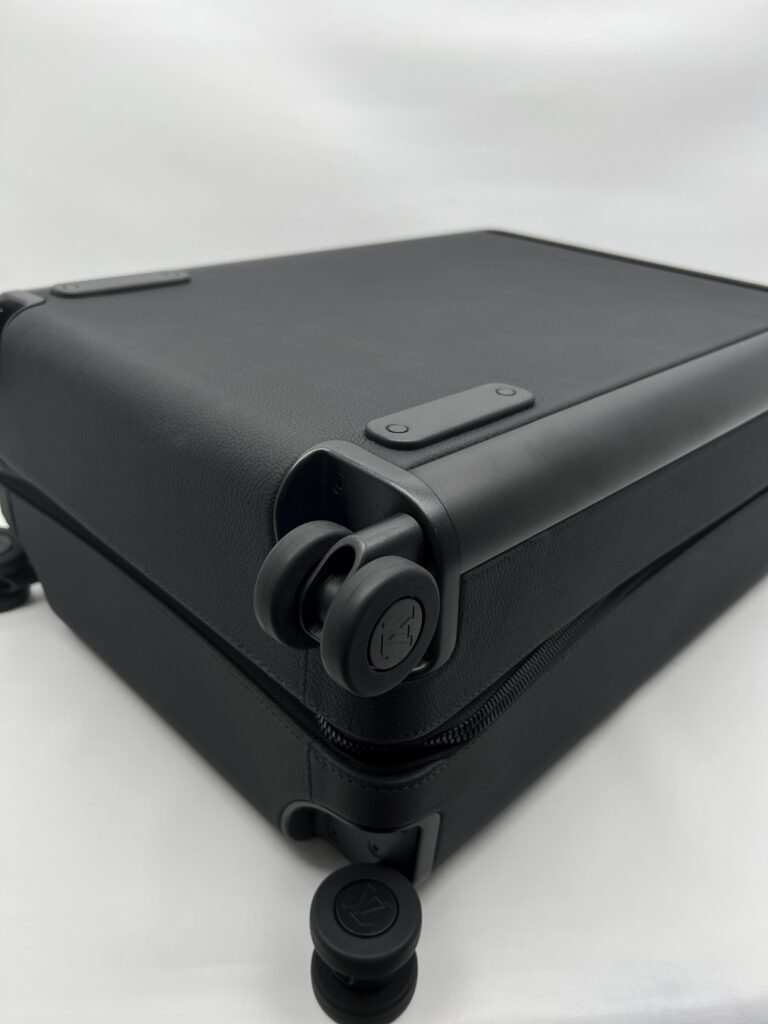 Louis Vuitton Horizon 55 Aerogram Black