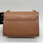 Louis Vuitton Twist MM Epi Caramel Gold GHW
