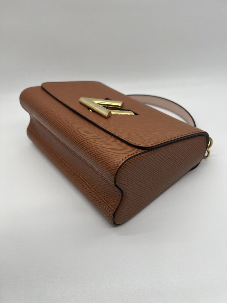 Louis Vuitton Twist MM Epi Caramel Gold GHW