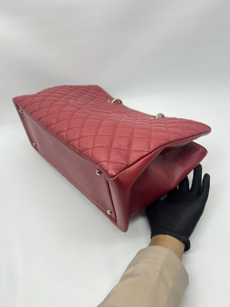 Chanel GST XL Caviar Red SHW