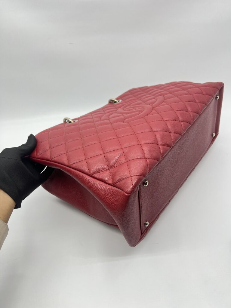 Chanel GST XL Caviar Red SHW