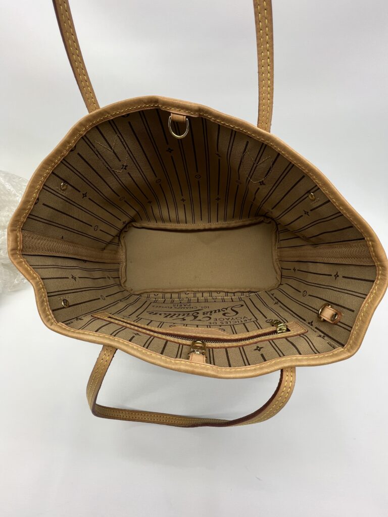 Louis Vuitton Neverfull PM Monogram Beige