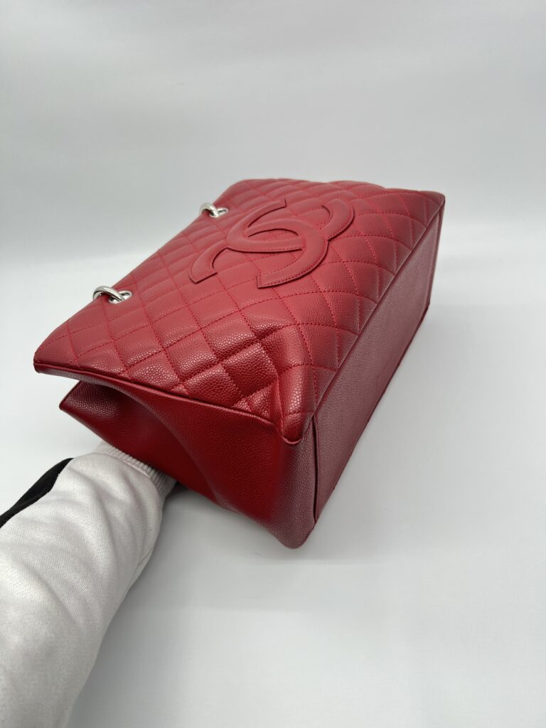 Chanel GST Caviar Red SHW