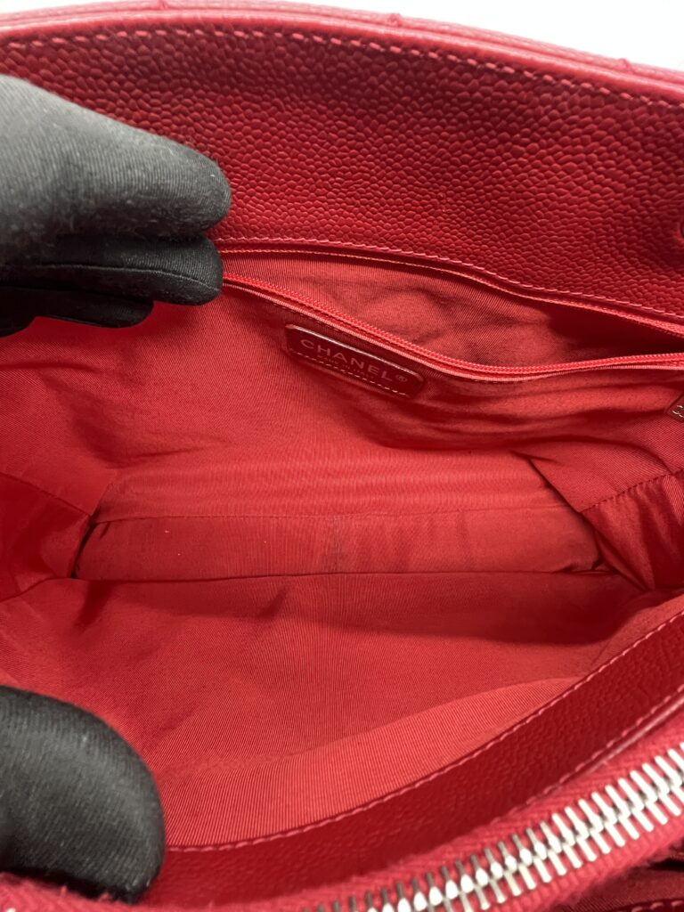 Chanel GST Caviar Red SHW