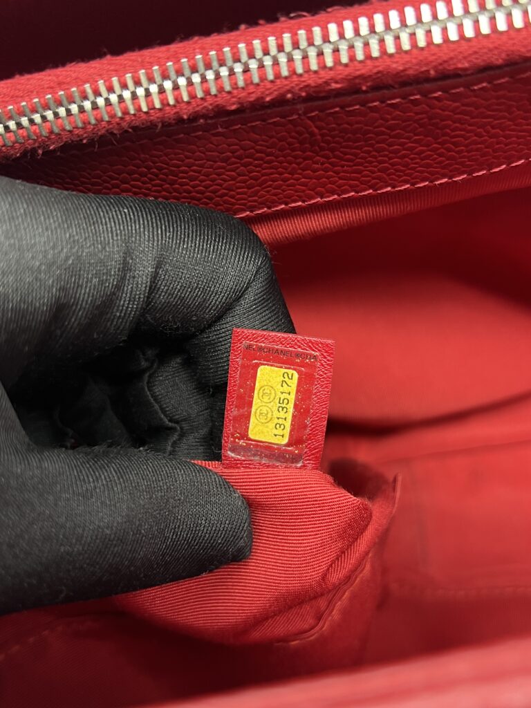 Chanel GST Caviar Red SHW
