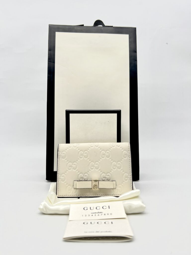 Gucci Bow Card Holder Guccissima White GHW