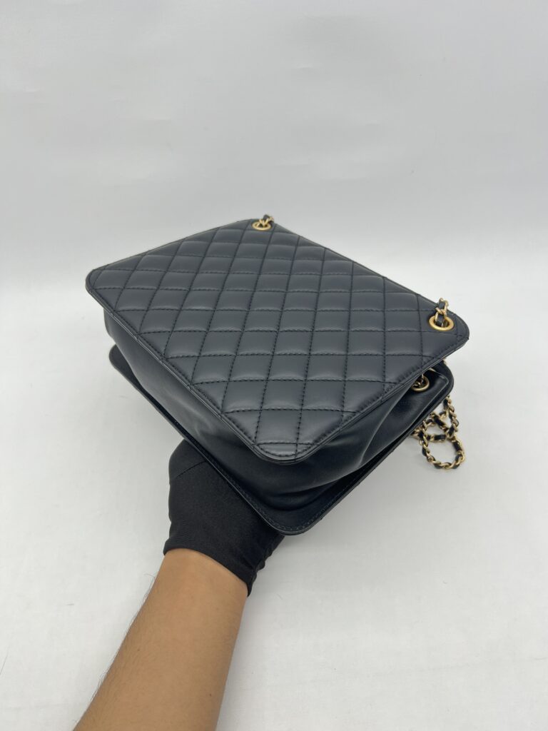 Chanel Accordion Chain Bag Lambskin Black GHW