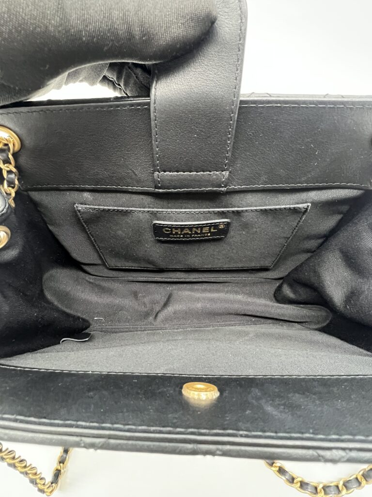Chanel Accordion Chain Bag Lambskin Black GHW