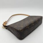 Louis Vuitton Pochette Accessoires Monogram GHW