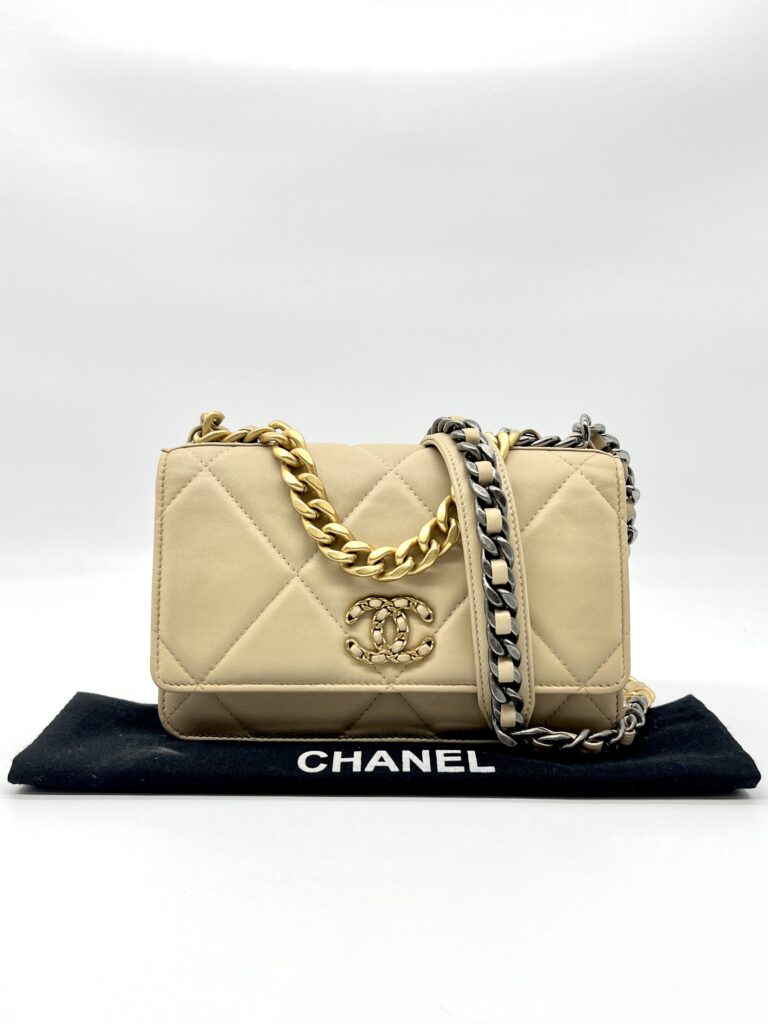 Chanel C19 WOC Lambskin Nude GHW