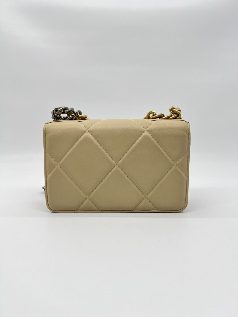 Chanel C19 WOC Lambskin Nude GHW
