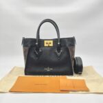 Louis Vuitton On My Side PM Monogram Noir GHW