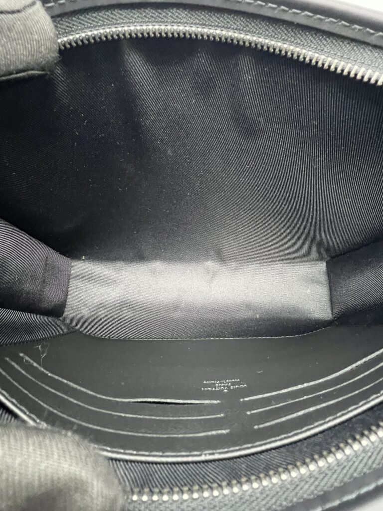 Louis Vuitton Pochette Toiletry 26 Monogram Eclipse