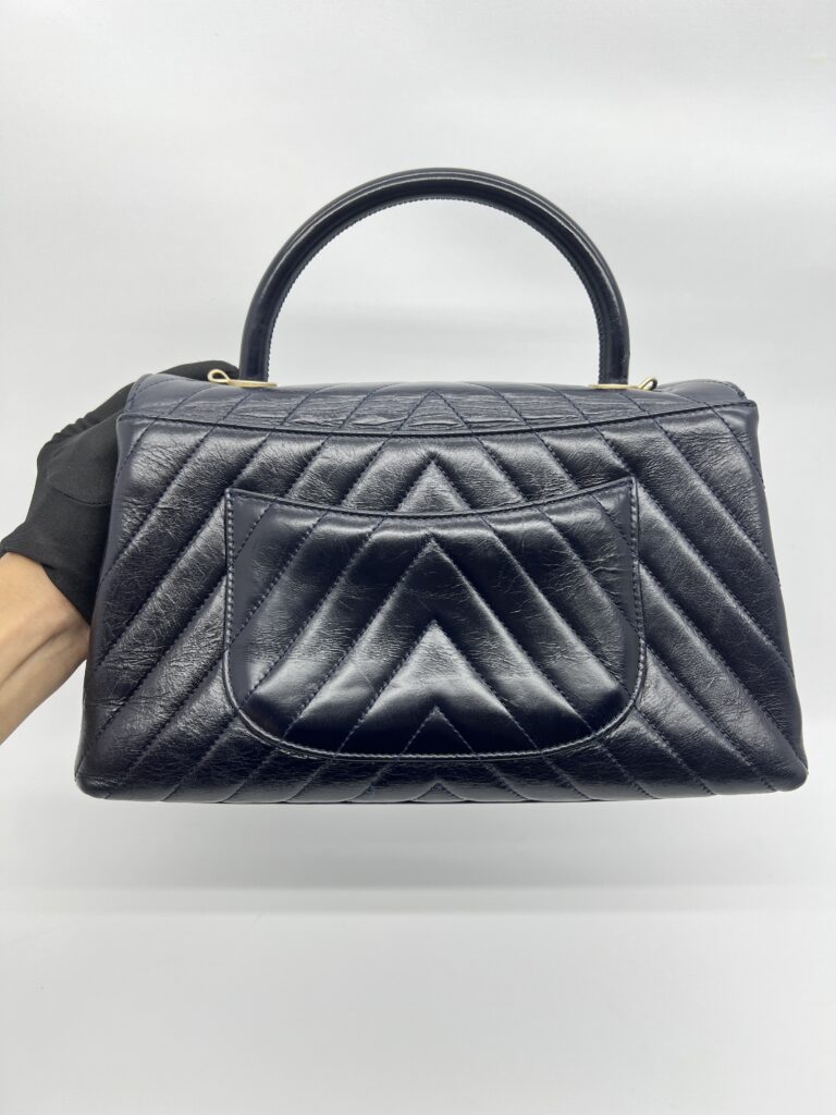 Chanel Coco Handle Medium Chevron Navy GHW