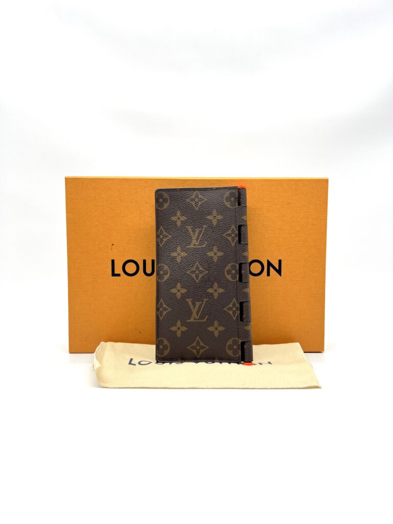 Louis Vuitton Hinge Brazza Monogram