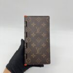 Louis Vuitton Hinge Brazza Monogram
