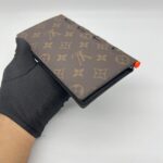 Louis Vuitton Hinge Brazza Monogram