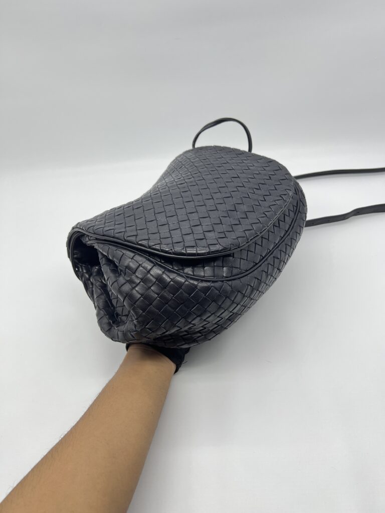 Bottega Veneta Nappa Flap Messenger Intrecciato Black