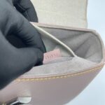 Louis Vuitton Twist MM Epi Leather Pink GHW