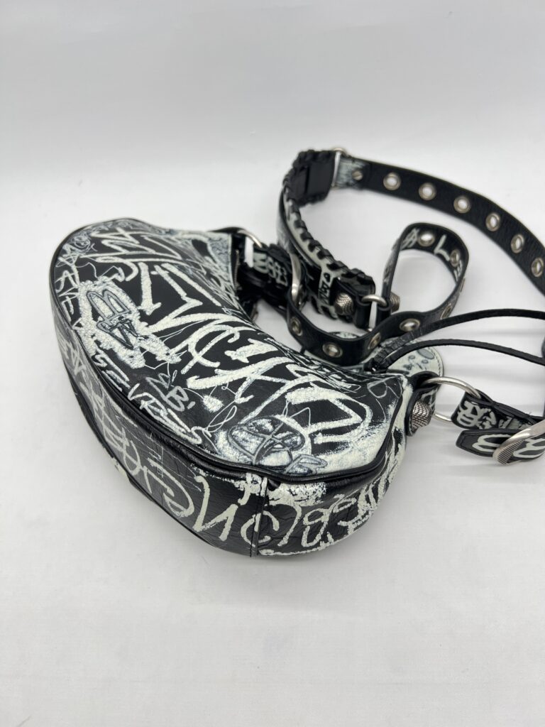 Balenciaga Le Cagole Xs Agneau Black Graffiti White