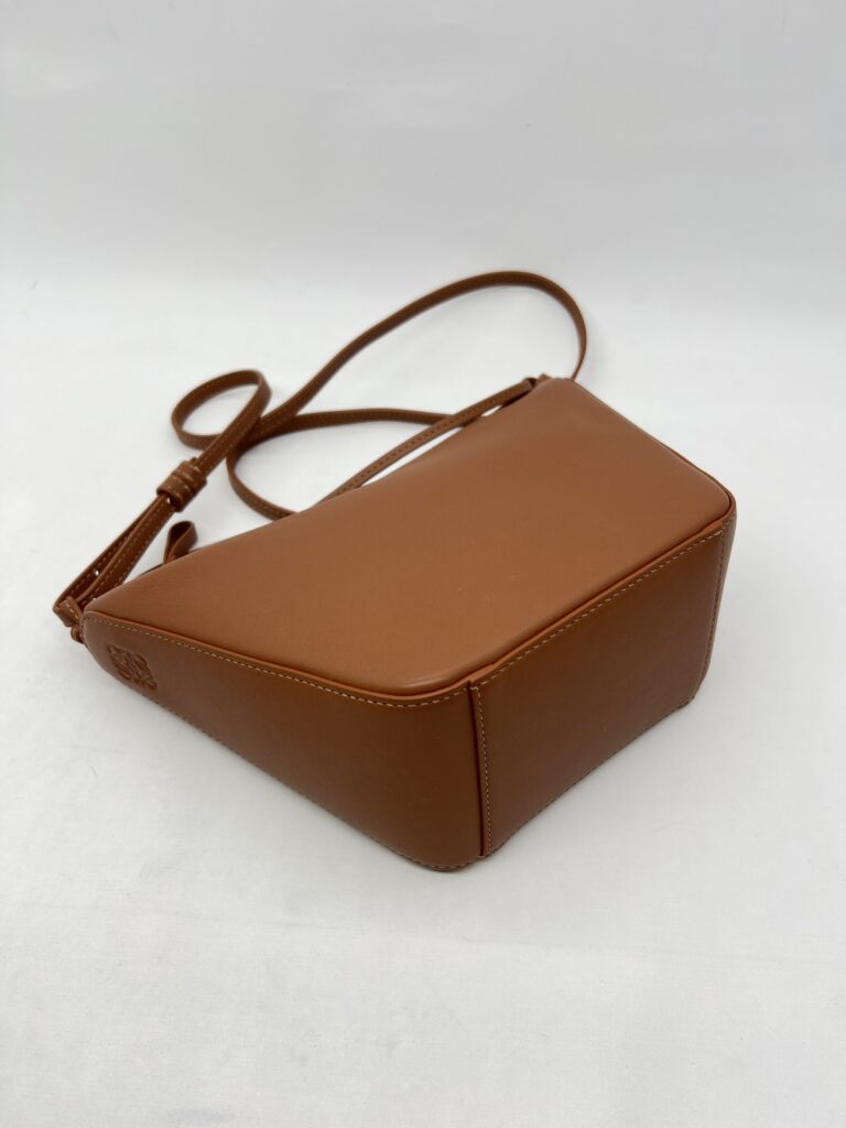 Loewe Hammock Hobo Mini Calfskin Tan GHW