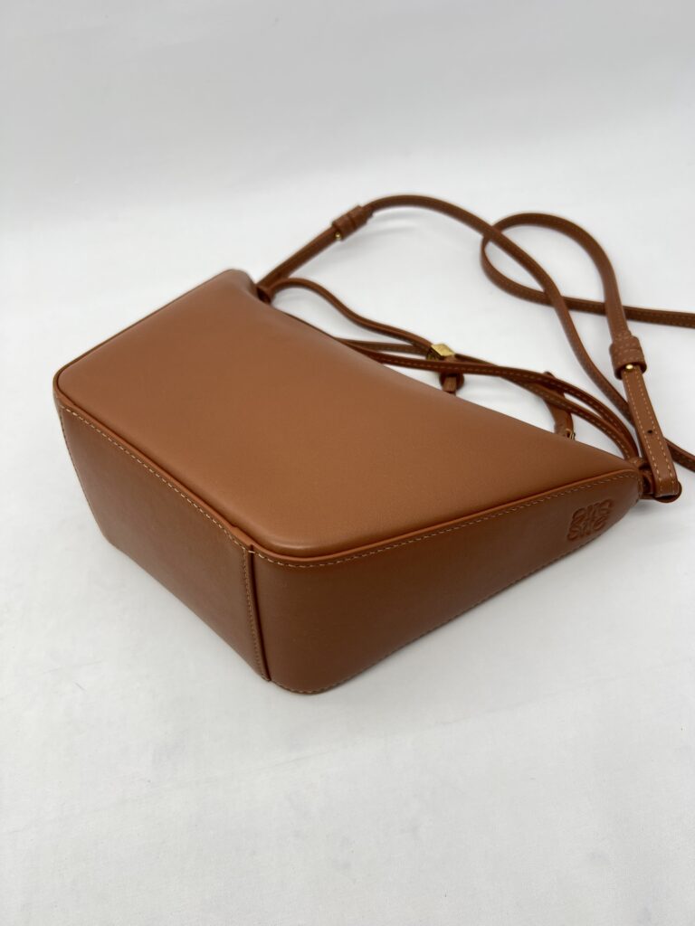 Loewe Hammock Hobo Mini Calfskin Tan GHW