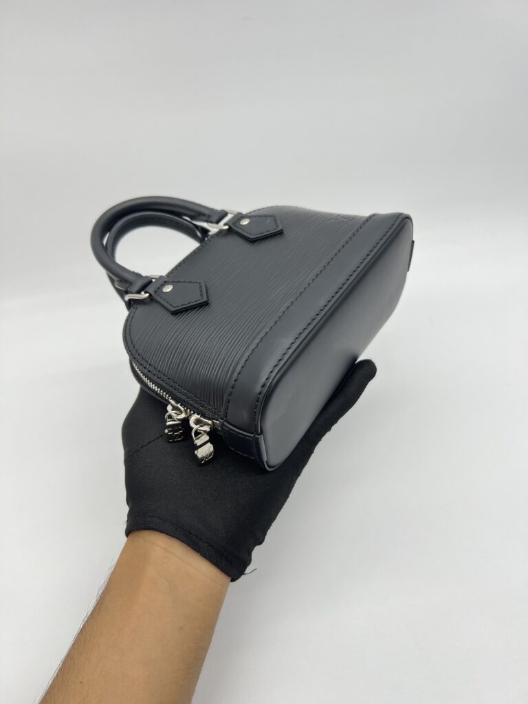 Louis Vuitton Nano Alma Epi Leather Noir SHW