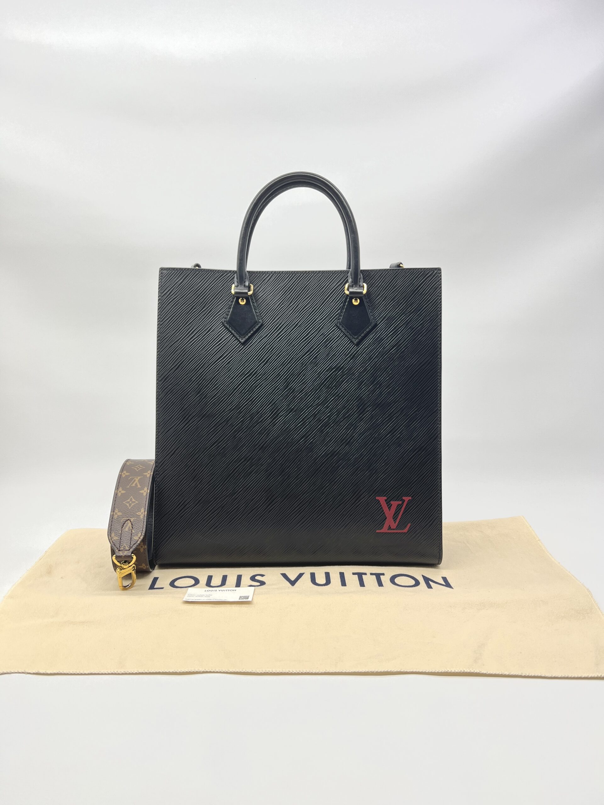 Louis Vuitton Sac Plat PM Epi Black GHW