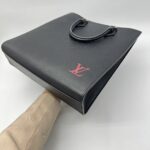 Louis Vuitton Sac Plat PM Epi Black GHW