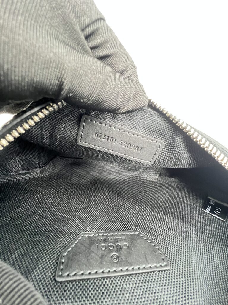 Gucci Belt Bag GG Supreme Black Bees SHW