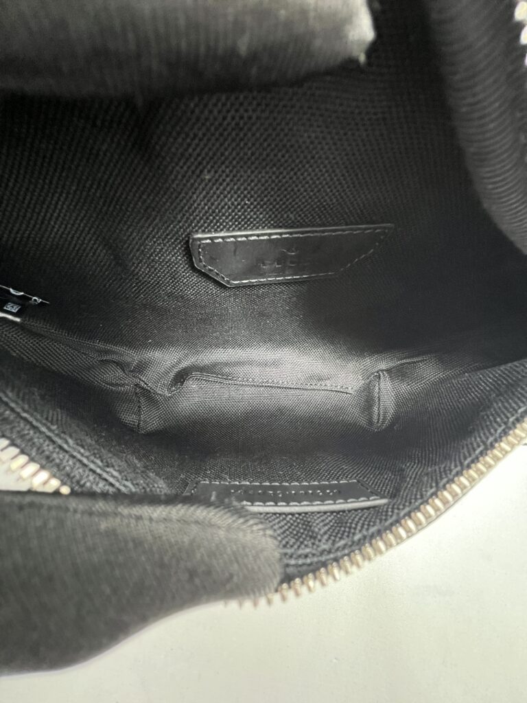 Gucci Belt Bag GG Supreme Black Bees SHW