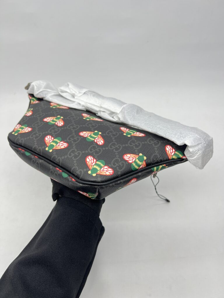 Gucci Belt Bag GG Supreme Black Bees SHW