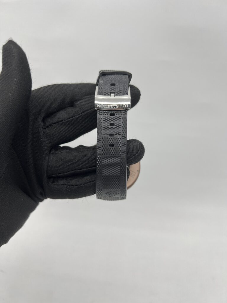 Louis Vuitton Tambour Horizon Light Up Black SHW
