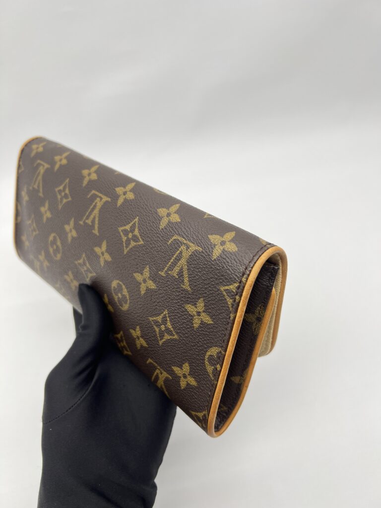 Louis Vuitton Pochette Twin GM