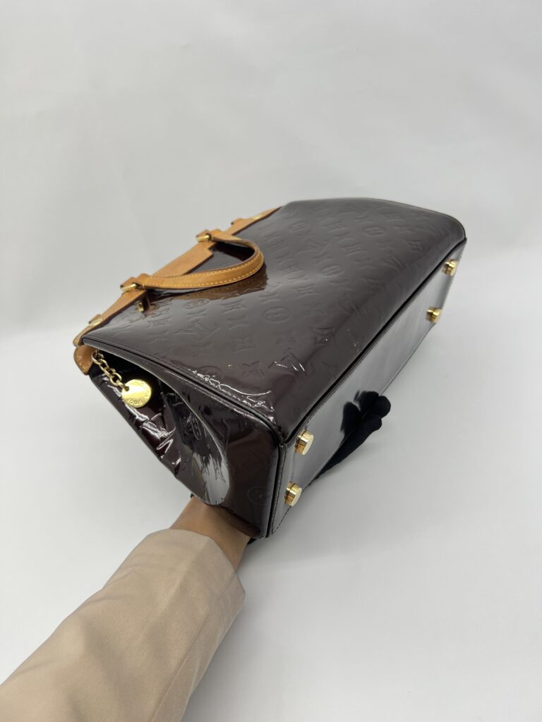 Louis Vuitton Brea MM Monogram Vernis Amarente