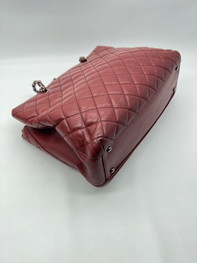 Chanel Shopping Tote Caviar Dark Red RHW