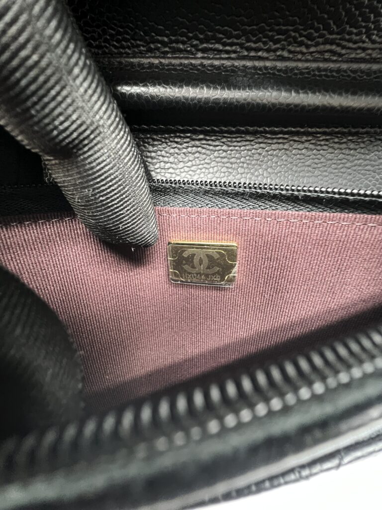 Chanel WOC Caviar Black GHW