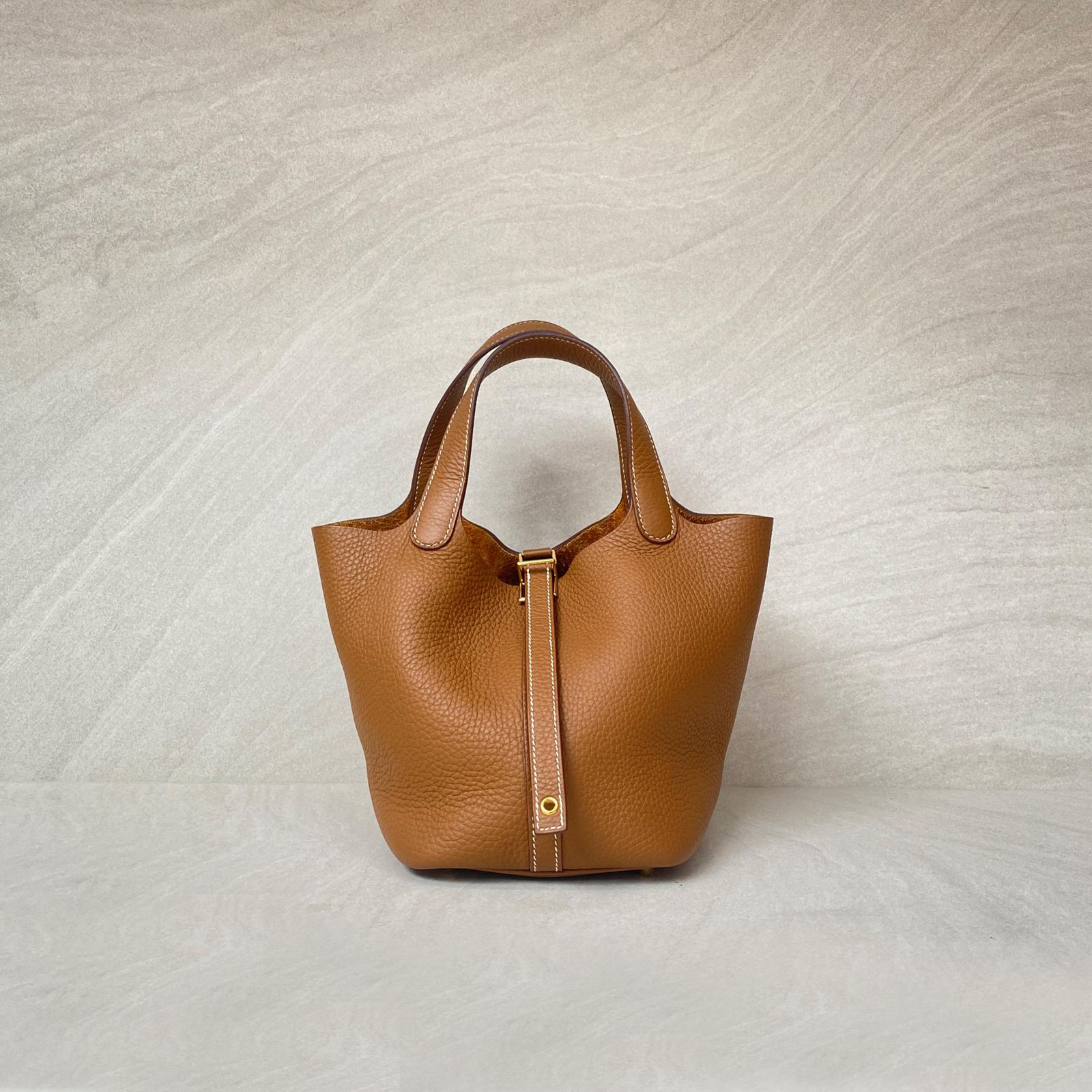 Hermes Picotin 18 Clemence Gold GHW