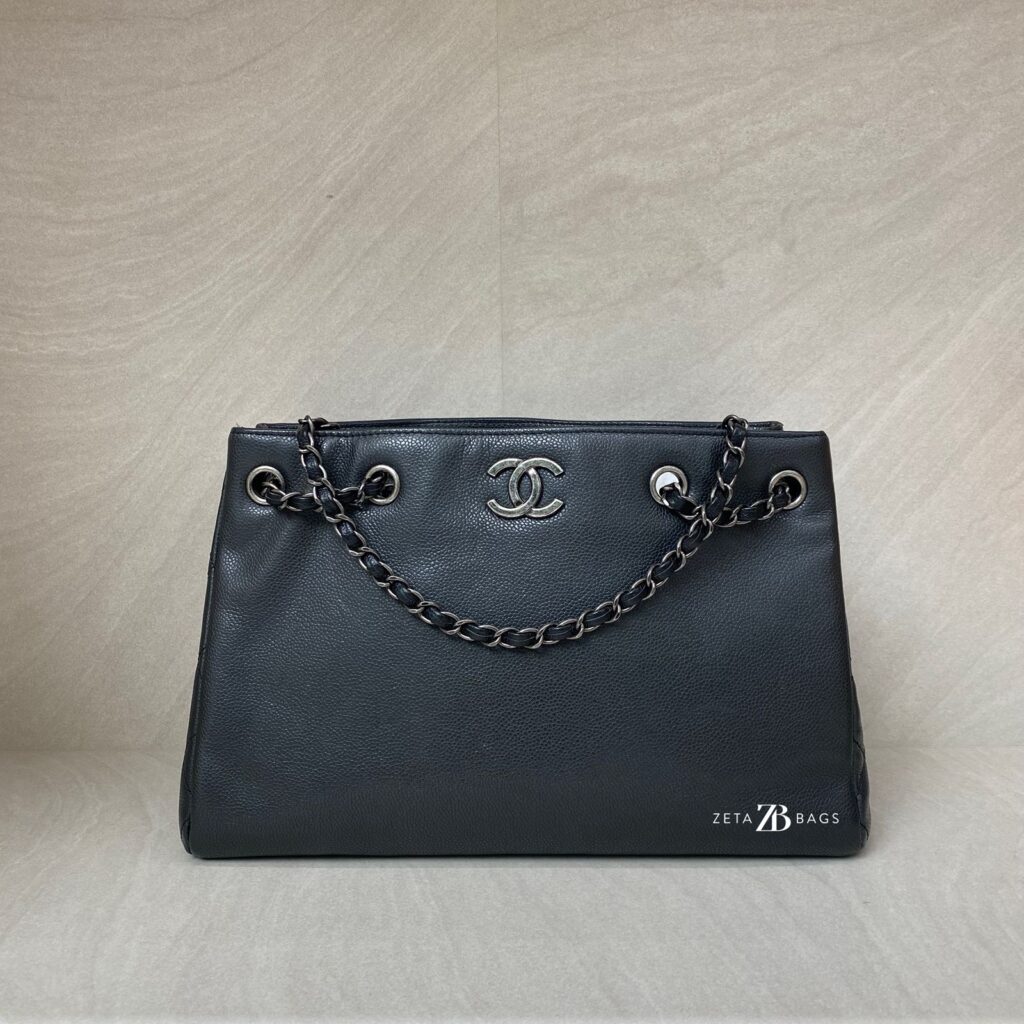 Chanel Shopping Tote Caviar Black RHW